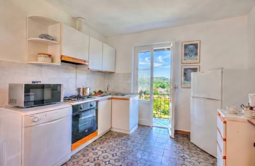 Brovello Apartment | Il Cortiletto di Marina: Garden Apartment near Stresa, Brovello Carpugnino, Italy
