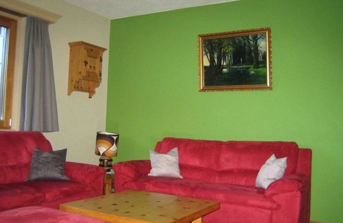 Klosters Platz Apartment | In dä Ronä 3-Zi Appartement/Fewo, Dusche oder Bad, WC 3½-Zimmerwohnung by Interhome