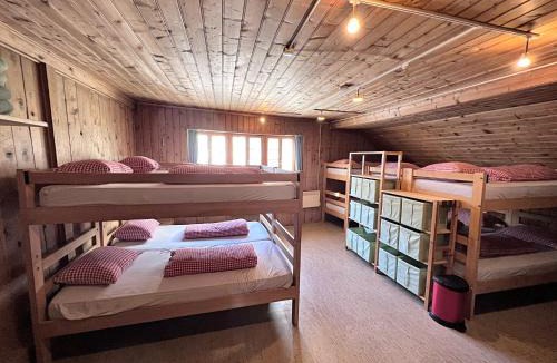 Hospental Hostel | Jugendherberge Hospental