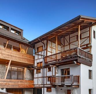 Trin Hostel | Jugendherberge Trin