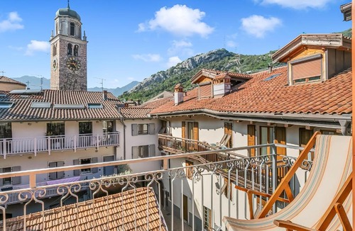 Torbole sul Garda Apartment | Kirribilli House - Central Nago Torbole with Mountain View - Happy Rentals