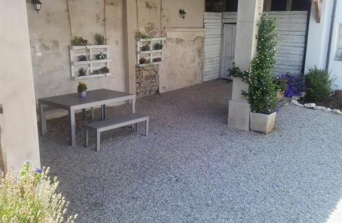 Roe Apartment | La Casa Bianca
