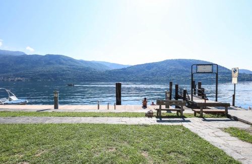 Nonio Apartment | La Pietra di Oira - vista e accesso al lago