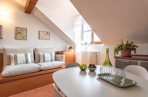Maccagno Apartment | La Torretta "I Gabbiani" sul Lago Maggiore