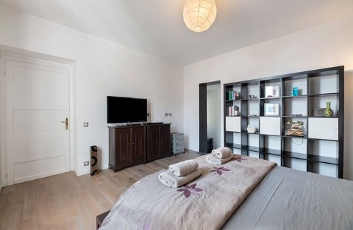 Moltrasio House | Lake View Room by Anita