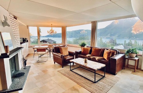 Krattigen House | Lakeview Little House