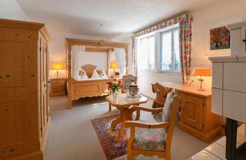 Brunegg Hotel | Landgasthof zu den drei Sternen