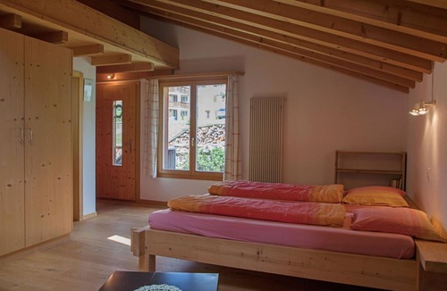 Klosters Platz Apartment | Landstrasse 153 Appartement/Fewo, Dusche oder Bad, WC Studio by Interhome