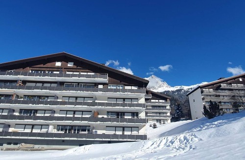 Cunter Apartment | Las Vals A2 Appartement/Fewo, Bad, WC, 2 Schlafräume 3 Zimmerwohnung - 4 Betten by Interhome