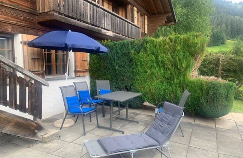 Schoenried Apartment | Les Hivernants (EG links) Appartement/Fewo, Dusche oder Bad, WC, 1 Schlafraum by Interhome