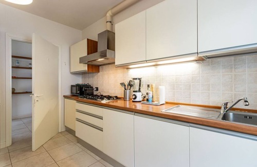 Nebbiuno Apartment | Like at Home Nebbiuno - Apartment in Villa -WiFi