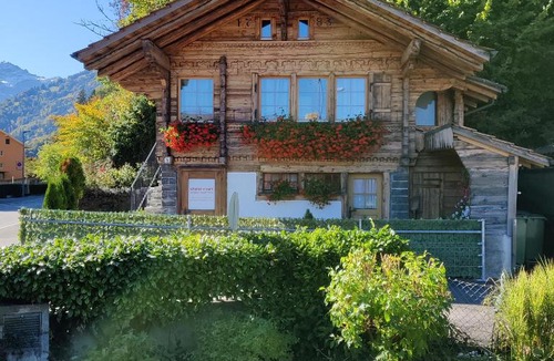 Matten bei Interlaken Apartment | Little Chalet Pirelli 1783