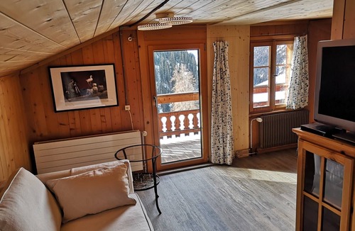 Monstein Apartment | Loft in Walserhaus, balcony, unobstructed location