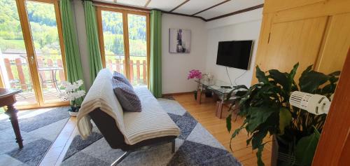 Pery House | Logement au 1er étage dans chalet à La Heutte