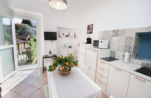 Germignaga Apartment | Lovely apartment for 3 guests with WIFI, TV and patio