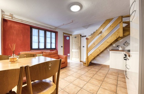 Macugnaga Apartment | Lovely apartment for 2 people with TV, balcony, pets allowed and panoramic view