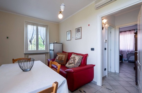 Vinchio Apartment | Lovely apartment for 2 people with A/C, pool, WIFI, terrace, pets allowed and panoramic view