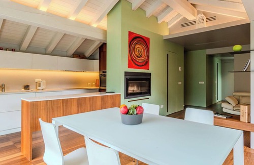 Samolaco Apartment | Lovely apartment for 4 people with WIFI, TV, terrace, pets allowed and panoramic view