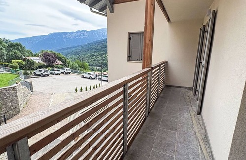 Mezzana Apartment | Lovely apartment for 5 people with WIFI, TV, balcony and pets allowed