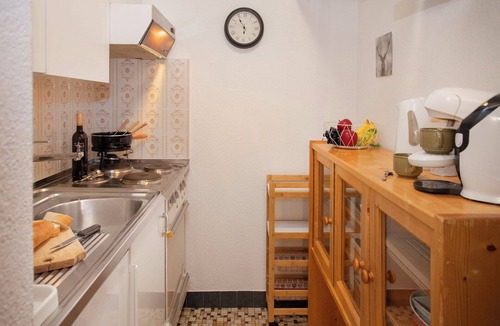 Ovronnaz Apartment | Lovely apartment for 2 people with WIFI, TV and balcony