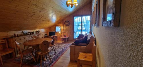 Champoussin Apartment | Lupin 32