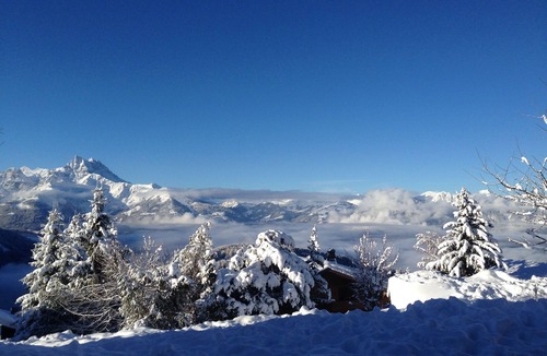 Barboleusaz Ski Chalet | Luxurious ski in/ski out classical Swiss mountain chalet with outstanding views