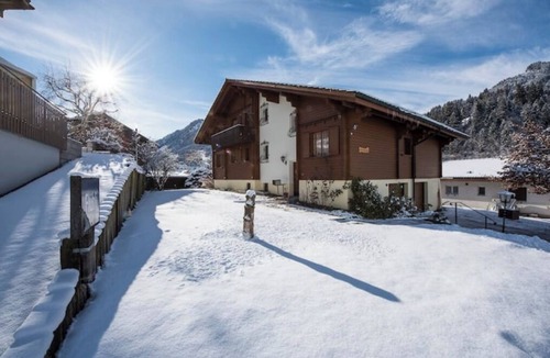 Fluehli Apartment | Maris apartment for up to 8 people :)