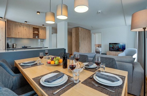 San Bernardino Apartment | Modern Alpine Stay in San Bernardino | Ski, Hiking & Nature - Montana 102, San Bernardino, Switzerland