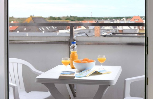 Wangerooge Apartment | Modern, comfortable, centrally located, near the beach apartment with sea view, 3-4 pers.