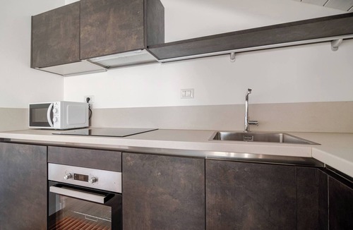 Viggiu Apartment | Modern Flat 2 near the Swiss Border in Viggiù