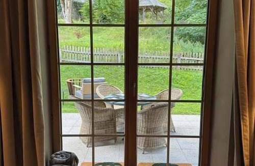 Chateau-d'Oex Apartment | Modern Garden Chalet APT With SPA and Pool