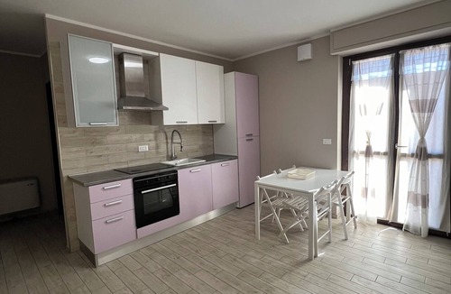 Rivalta di Torino Apartment | Modern studio apartment: comfort and tranquility at "two steps" from Turin.