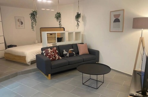 Prilly Apartment | Modern studio on the top floor - Prilly