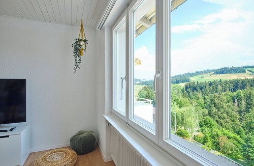 Niederscherli House | Nature & tranquillity I Bern I Family I Parking free I Pet-friendly