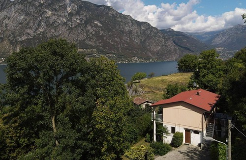 Claino Con Osteno Apartment | Newly renovated holiday apartment 50m above Lake Lugano