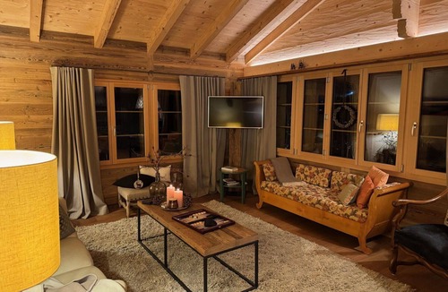 Zweisimmen Apartment | Nice apartment for 3 people with WIFI, balcony and pets allowed