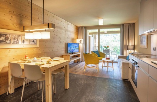 Meiringen Apartment | Nice apartment for 4 people with WIFI, TV, terrace and pets allowed