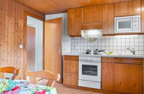 Graechen Apartment | Nice apartment for 4 guests with WIFI, TV, patio and pets allowed