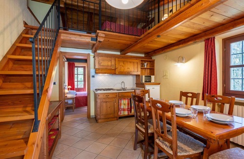 Sampeyre Apartment | Nice apartment for 4 people with pool, WIFI, TV and terrace
