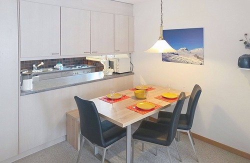 Laax Apartment | Nice apartment for 4 people with pool, WIFI, TV, balcony and panoramic view