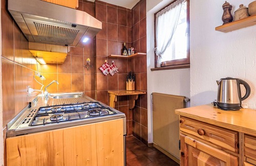 Oga Apartment | Nice apartment for 5 people with WIFI, TV and balcony