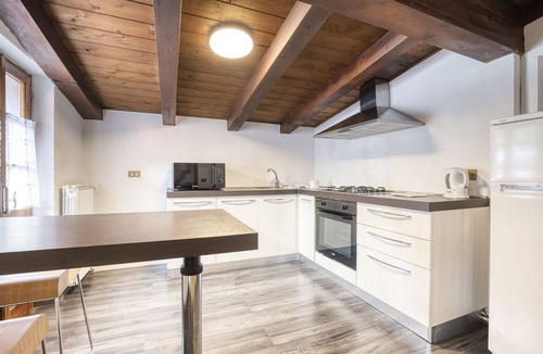 Macugnaga Apartment | Nice apartment for 6 guests with WIFI, TV, balcony, pets allowed and panoramic view