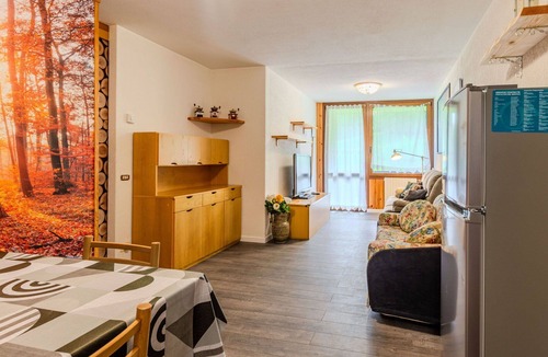 Mezzana Apartment | Nice apartment for 6 people with WIFI, TV, patio and panoramic view