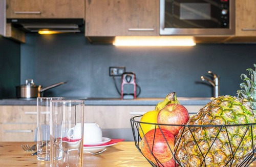 Riddes Apartment | Nice apartment for 8 people with WIFI, TV, terrace and pets allowed