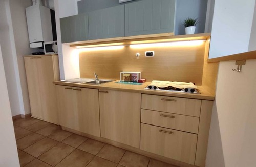 Pastrengo Apartment | Nice apartment *lake view* free parking & garden for your pets