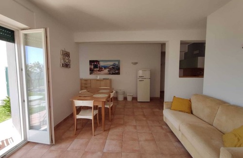 Pastrengo Apartment | Nice apartment *lake view* free parking & garden for your pets