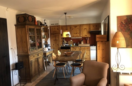 Saint-Luc Apartment | Outside: 3-room apartment for 4 persons on the 2nd floor, large balcony with barbecue and garden fur