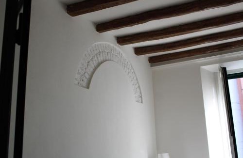 Isola Apartment | Paco Apartment