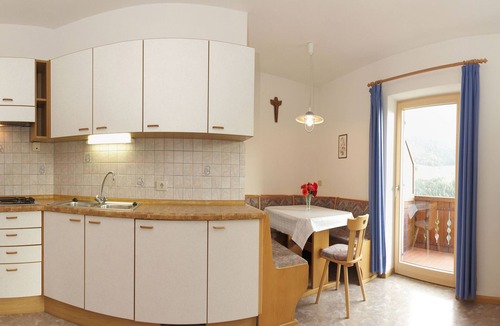 Lajen House | Paderlafoderhof Apartment 1, Zentrale Lage mit Garage