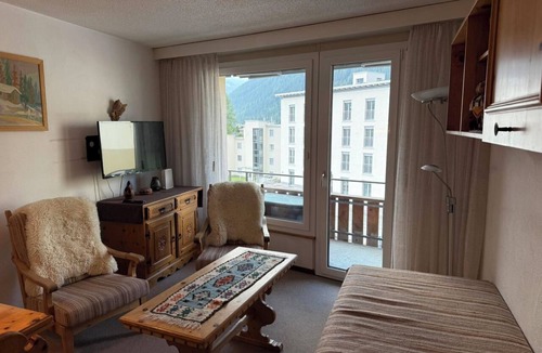 Meierhof Apartment | Parsennresidenz 403 Appartement/Fewo, Dusche oder Bad, WC 2½-Zimmerwohnung by Interhome